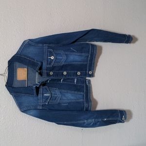 💥BOGO cropped denim jacket